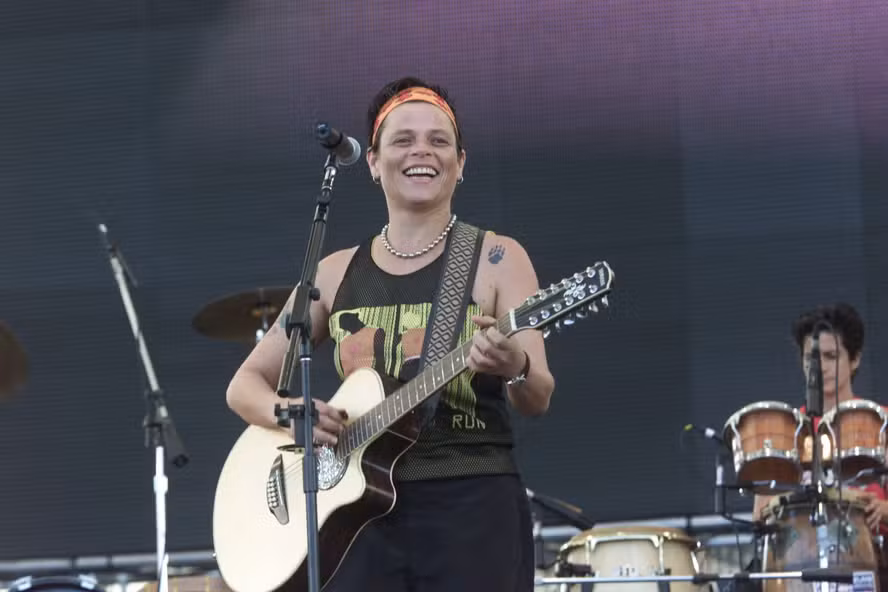 Prepare o lencinho, meu amor, porque essa cinebiografia vai ser daqueles eventos que fazem a turma do rock gritar “Aleluia!”