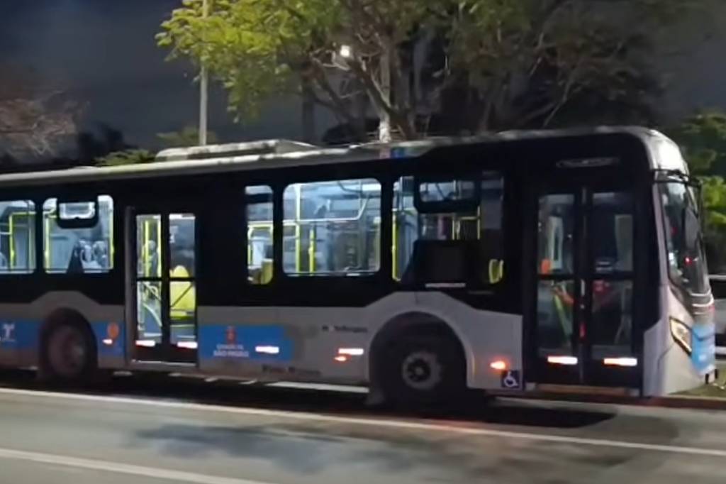 motorista de ônibus mata passageiro a facadas na zona sul de sp