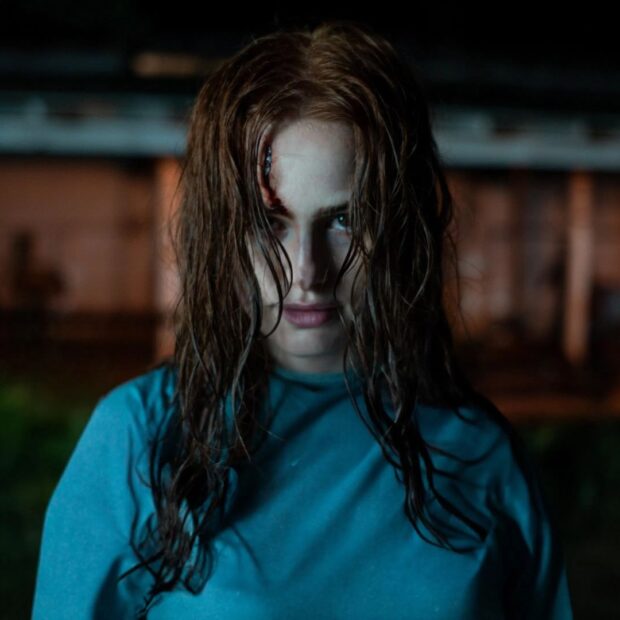 os estranhos capitulo 2 terror com madelaine petsch ganha novo trailer