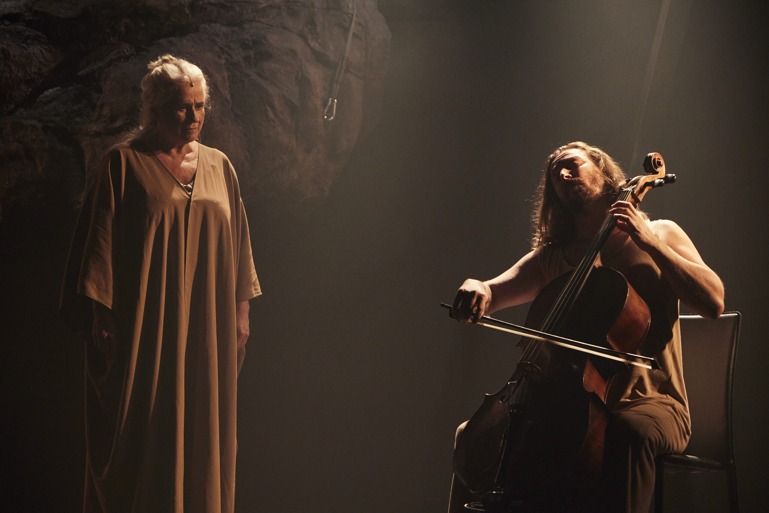 ficÇÕes crédito flavia canavarro 04