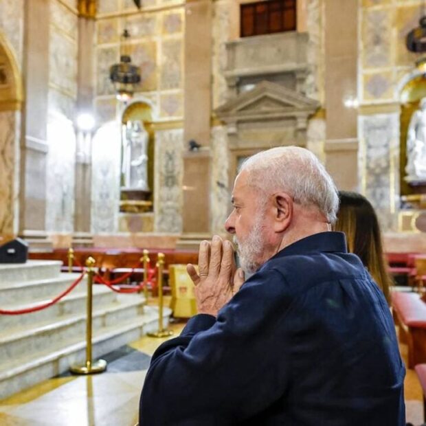 1400067 lula e janja rezam em basilica de belem apos incidente com aviao 1170x741