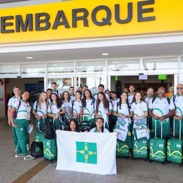 estudantes do distrito federal chegam em uberlândia para os jebs 2025 foto capa