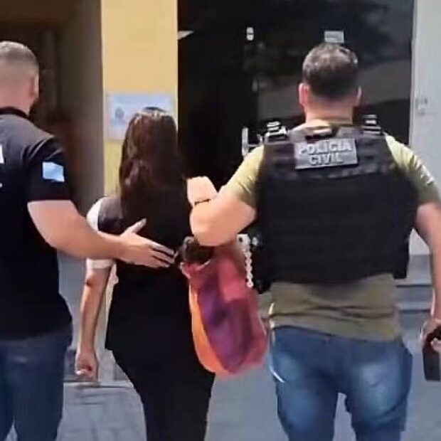 mulher é presa por suspeita de envenenar pai em duque de caxias (rj)