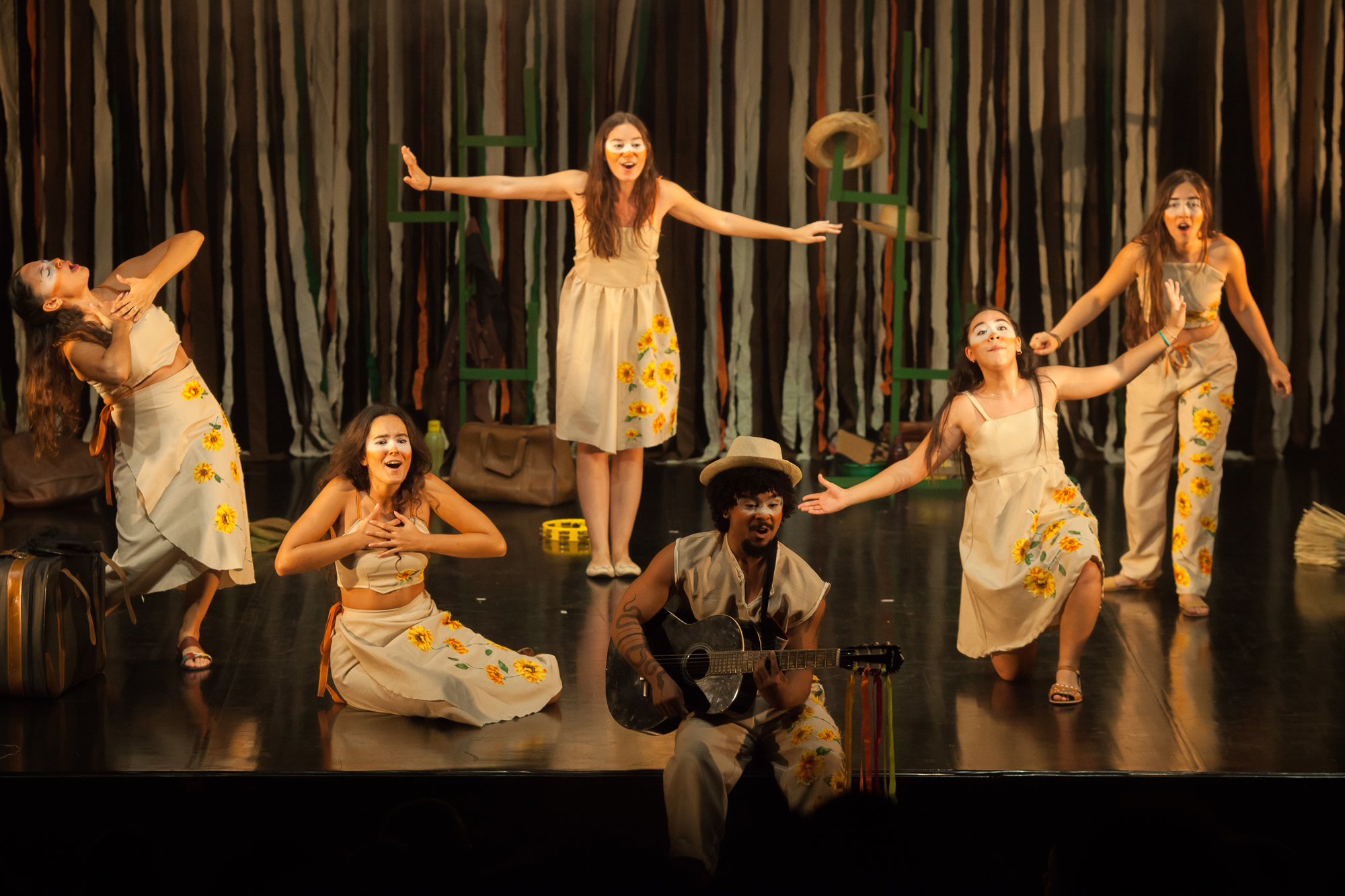 a trinca do tempo | grupo Ímpeto