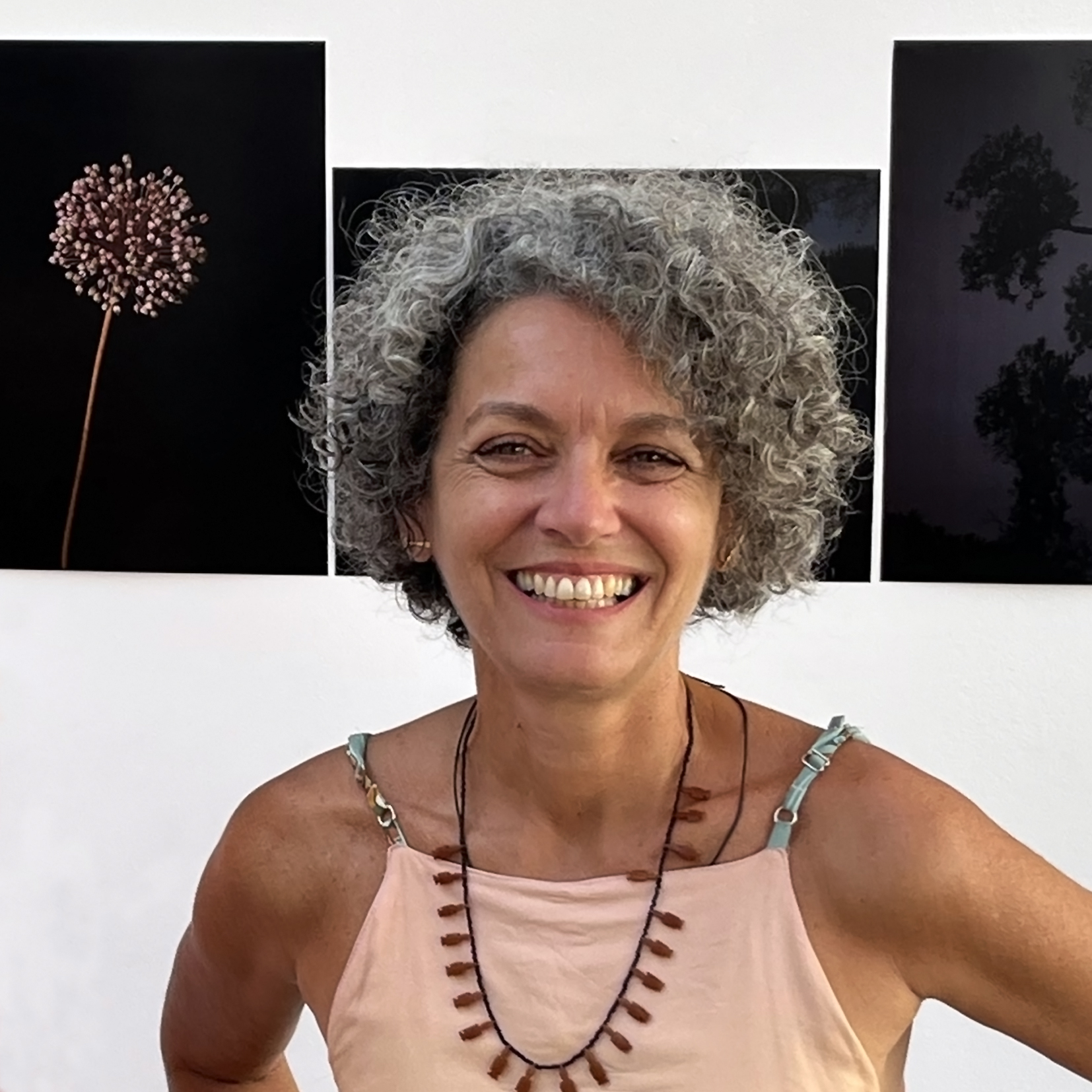 marilu em frente a serie bossa nova photo didier sustrac