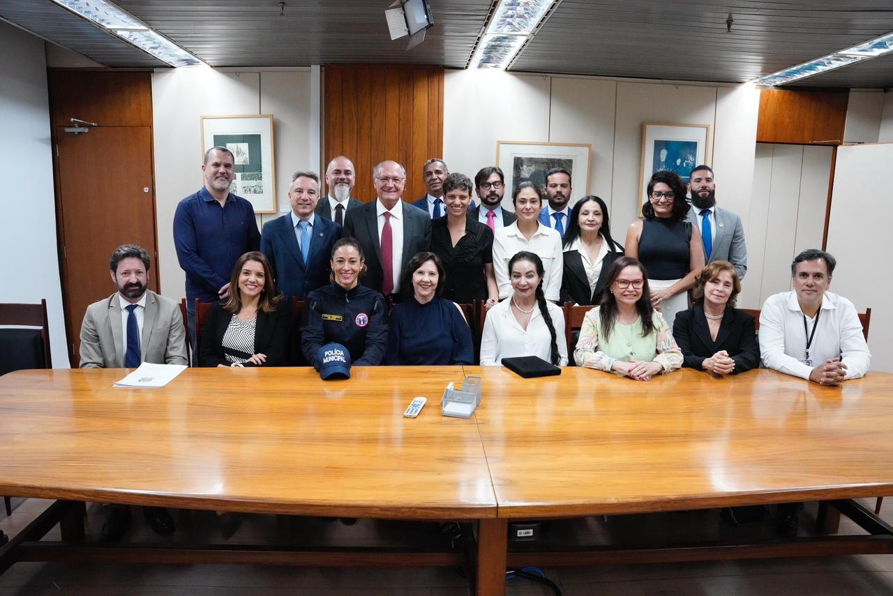 delegados do df se reúnem com geraldo alckmin