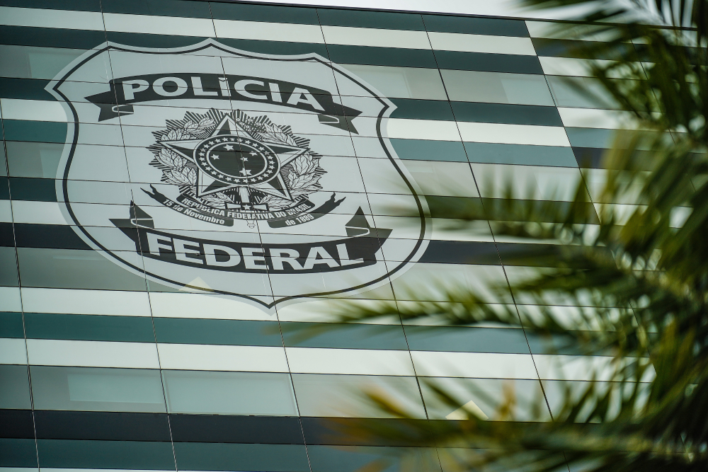 Mudança de lei do câmbio anistia 5 bancos investigados em escândalo de lavagem do PCC e do Hezbollah