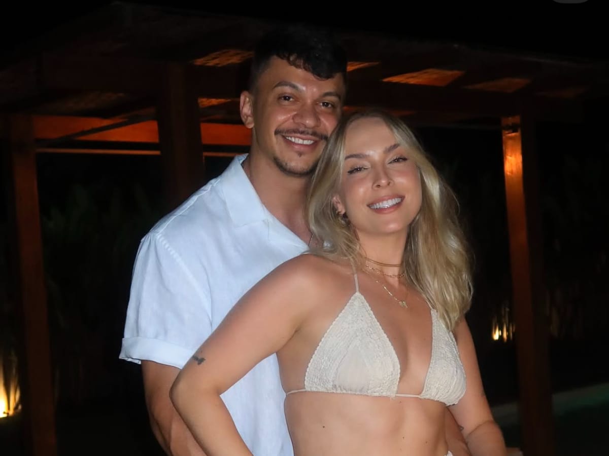 Júlio Cocielo anuncia fim do casamento com Tata Estaniecki após 7 anos de relação
