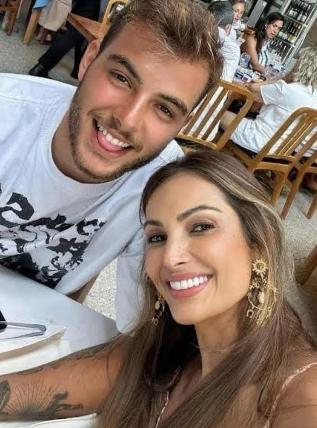 Filho de Patrícia Poeta sofre com infecção e apresentadora chora ao vivo