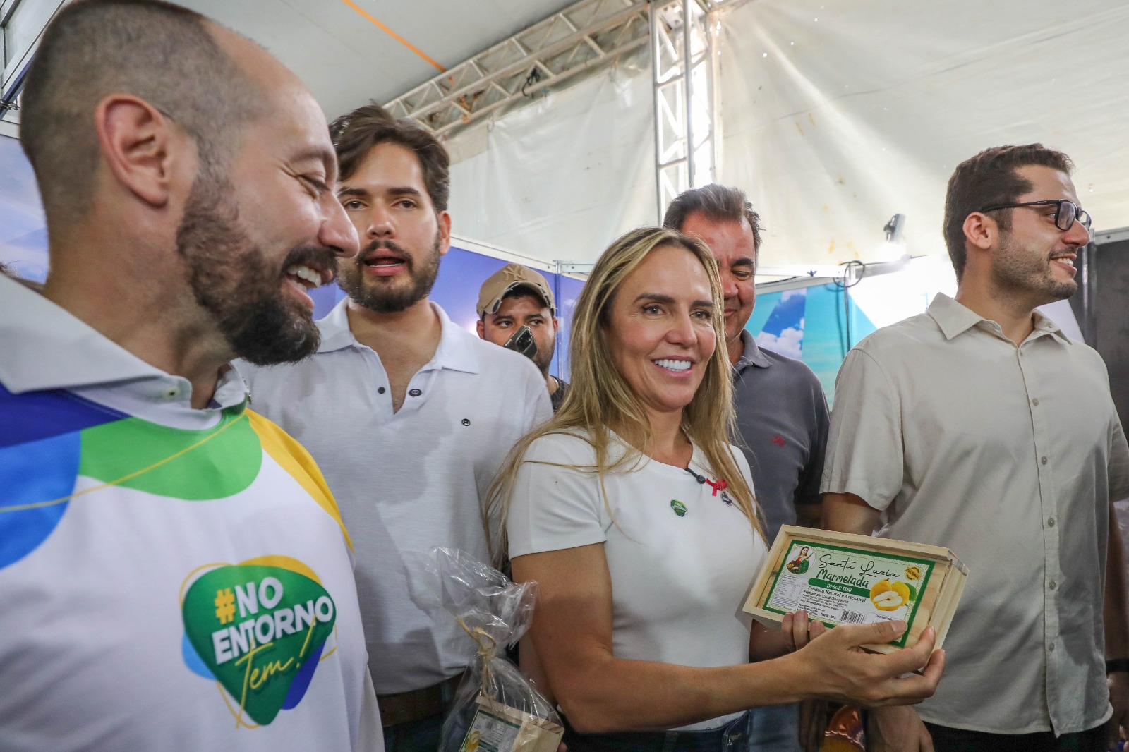 Celina Leão participa de feira na Torre de TV e destaca integração entre DF e Entorno