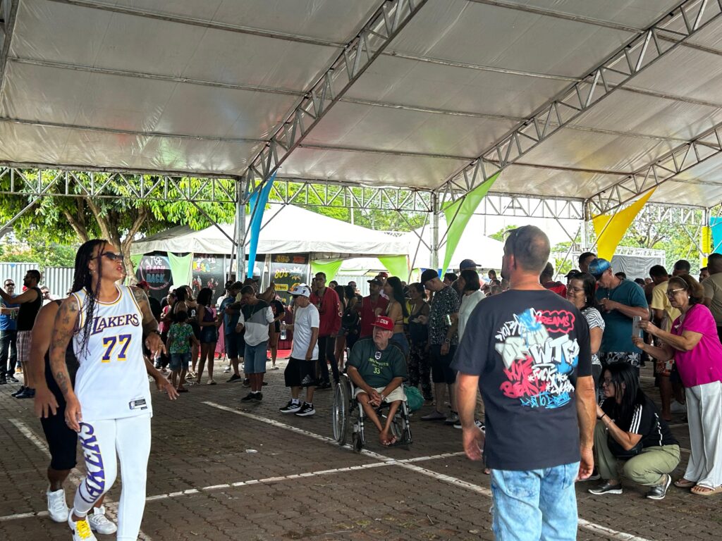 lazer da comunidade reúne música e nostalgia no gama créditos daniel xavier (2)