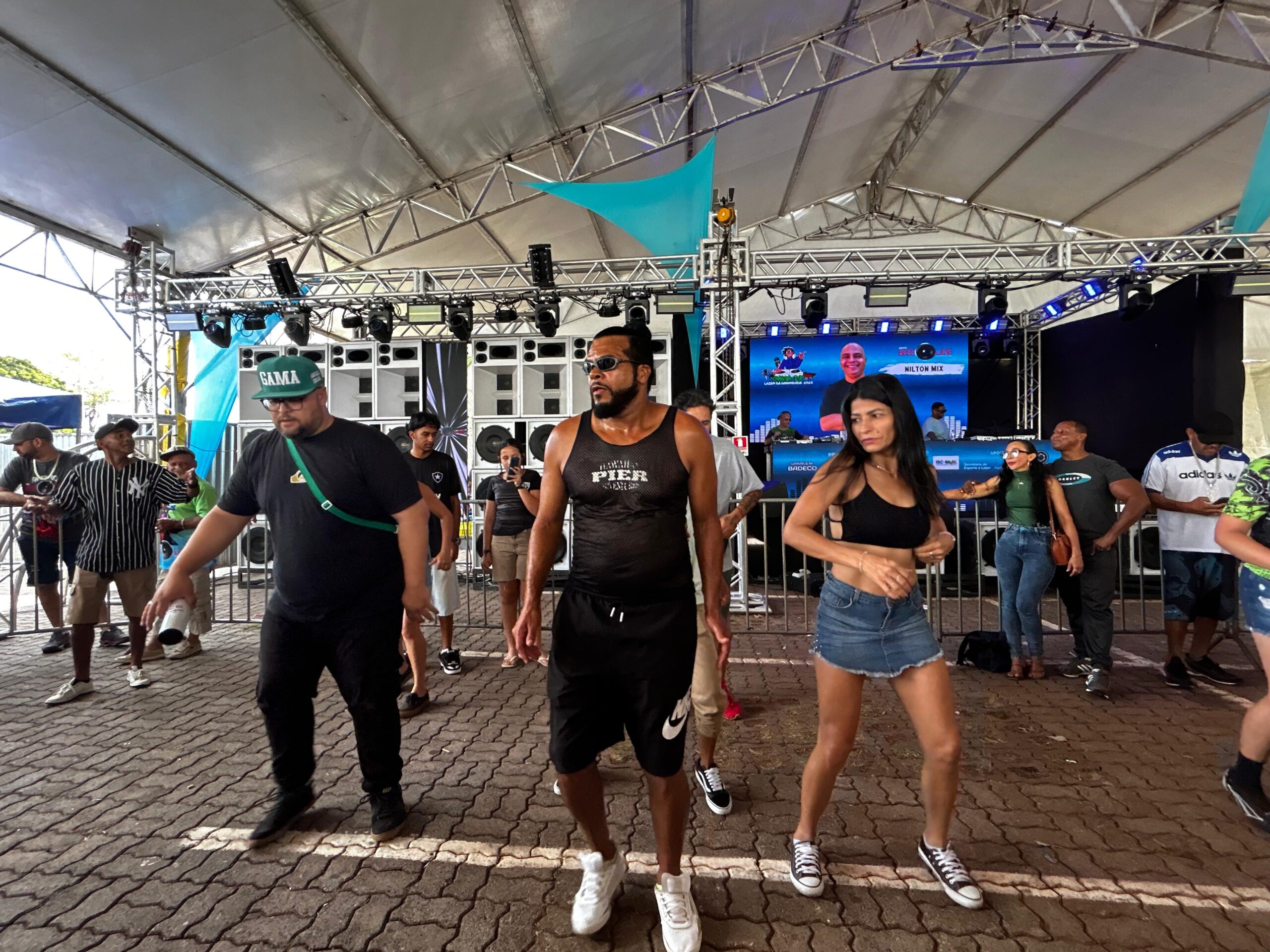 lazer da comunidade reúne música e nostalgia no gama créditos daniel xavier (3)