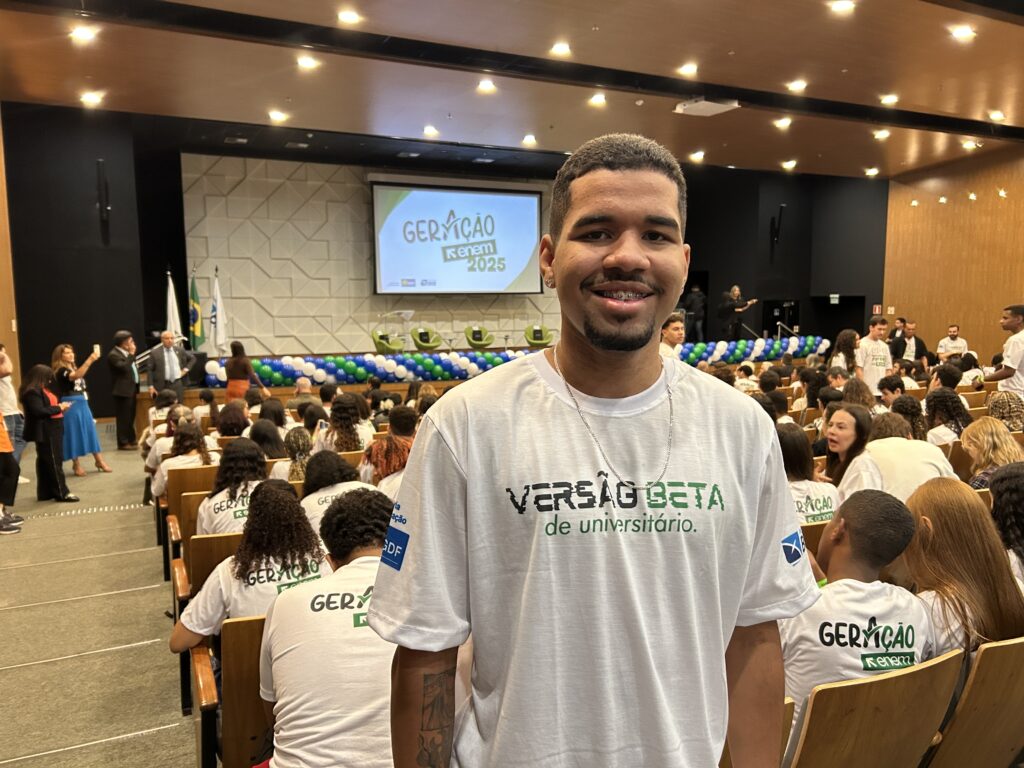 Vinicius Castro, 18 anos, estudante que está se preparando para o Enem