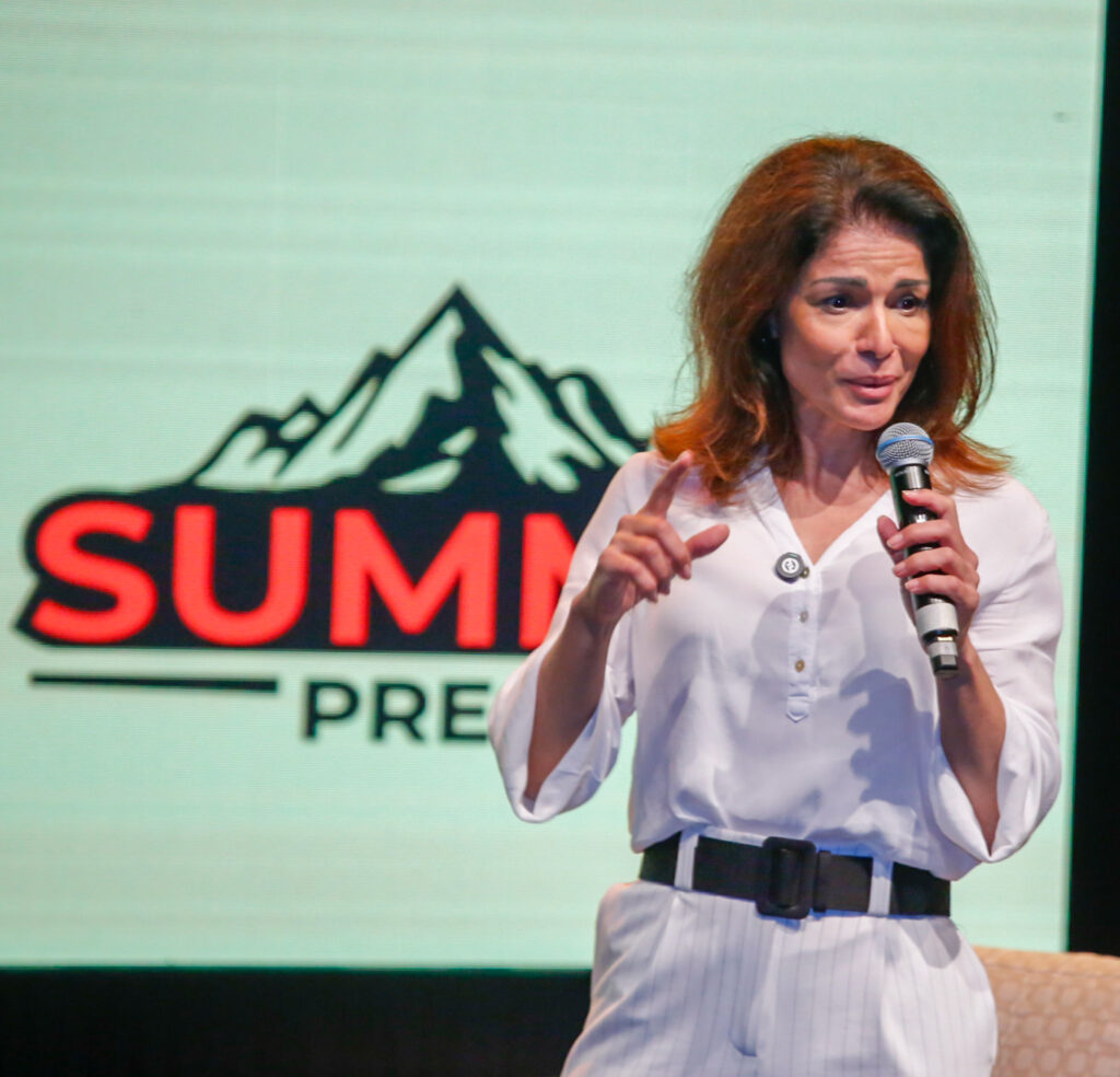 analice nicolau na palestra sobre transição de carreira