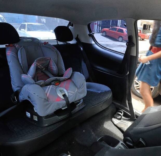 cadeirinha para transportar crianças