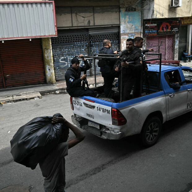 brazil crime drug favela police operation