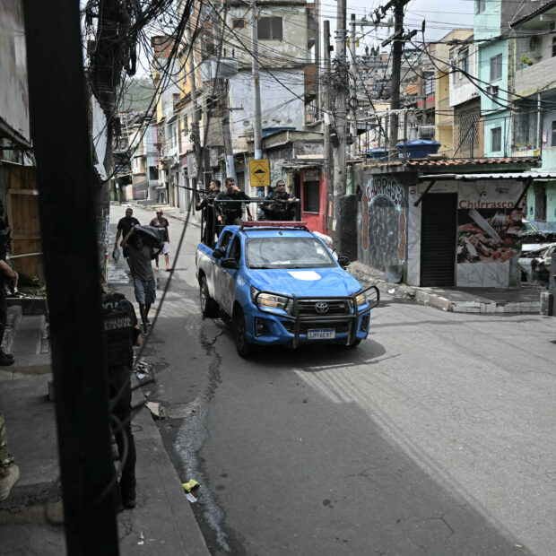 brazil crime drug favela police operation
