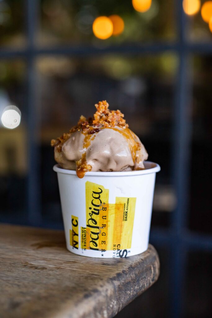 sorvete de nutella com bacon estará disponível apenas durante o mês de novembro nas lojas da happy harry créditos divulgação 3