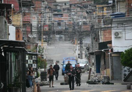 brazil crime drugs favela police raid