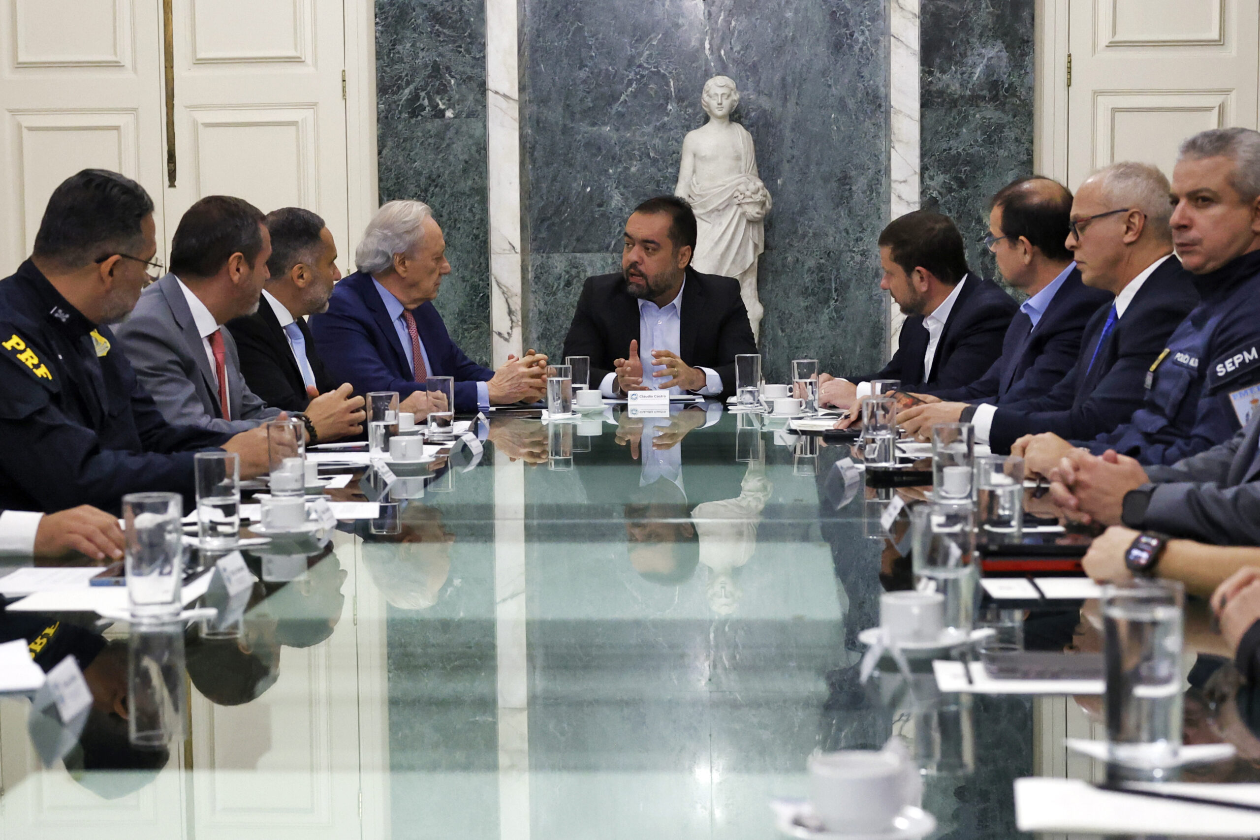 ação policial contenção no rio de janeiro