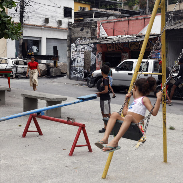 operação policial contenção no rio de janeiro