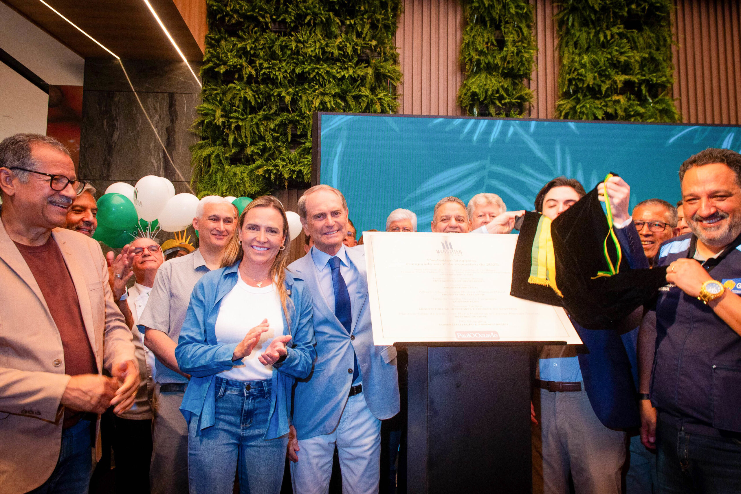 54894665904 8a40357dce 4k