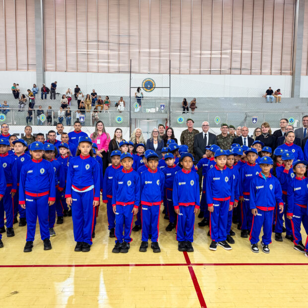 estrutural estudantes