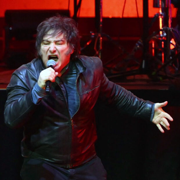 argentina politics literature