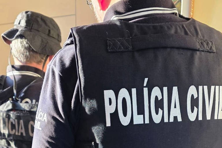Polícia prende seis suspeitos de expulsar moradores de casas no Ceará