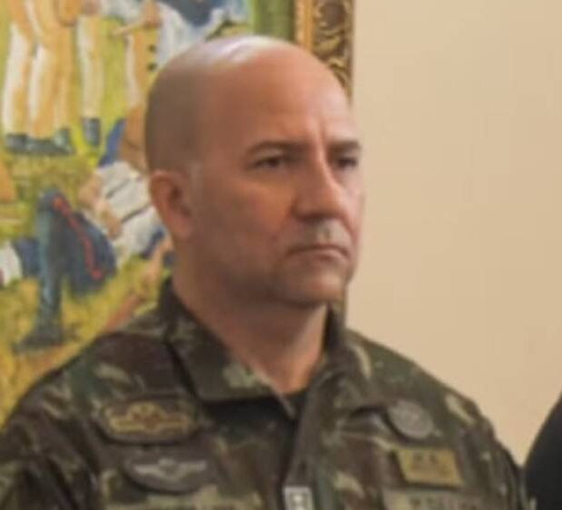 helio ferreira kid preto