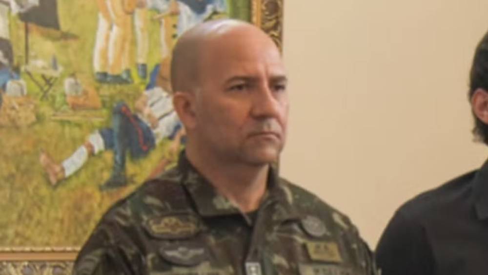 helio ferreira kid preto