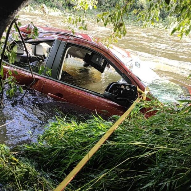 bombeiros do rs encontram corpo, e número de mortos após passagem de ciclone sobe para 7