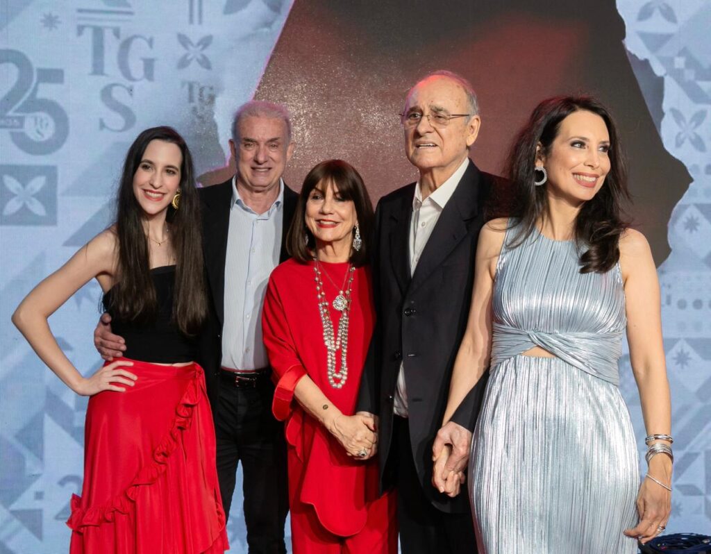 Ana Cecília Gontijo, Carlos Gurgulino, Ana Maria, José Celso e Melissa Gontijo