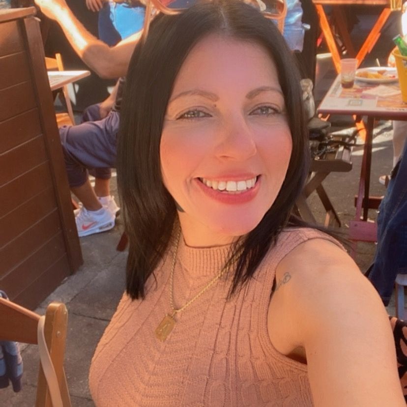 c3aeaa1d5505f2443e4091536d9a7b19~tplv tiktokx cropcenter 1080 1080