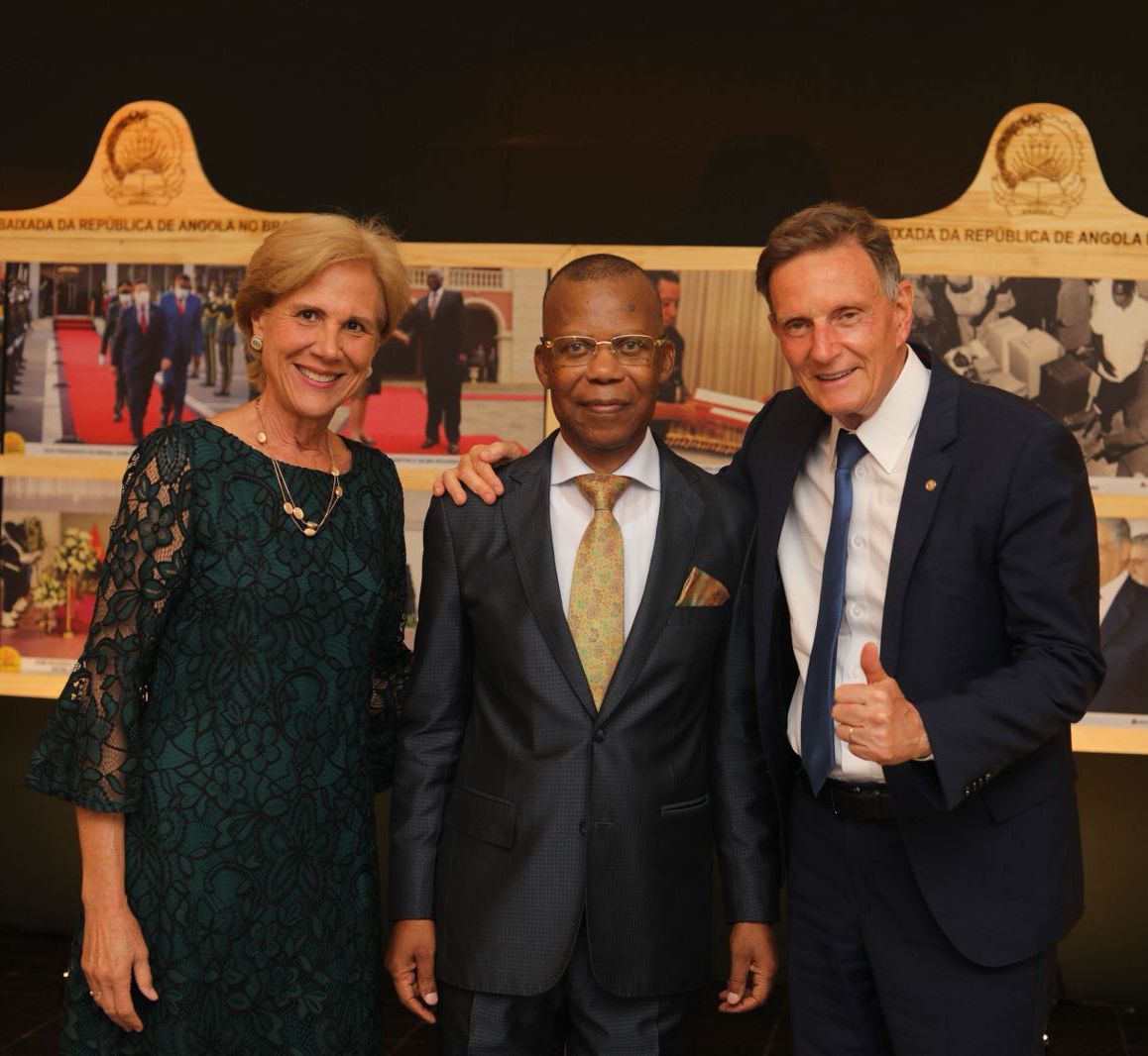 embaixador manoel dos santos entre sylvia jane e o deputado marcelo crivella