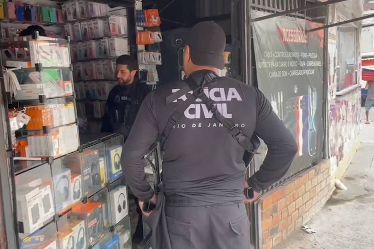 polícia civil faz operação em 11 estados contra esquema de desbloqueio e revenda de celulares roubados