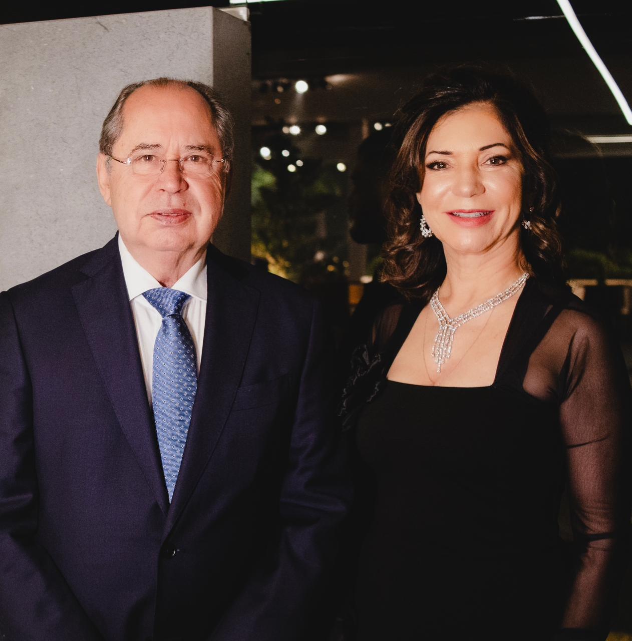 Desembargador Eustáquio Silveira e a advogada Vera Carla Silveira promovem evento hoje no Lago Sul