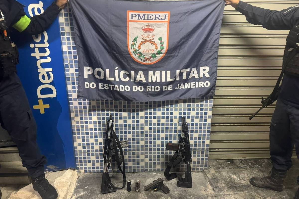 polícia do rj faz operação na vila kennedy contra o comando vermelho