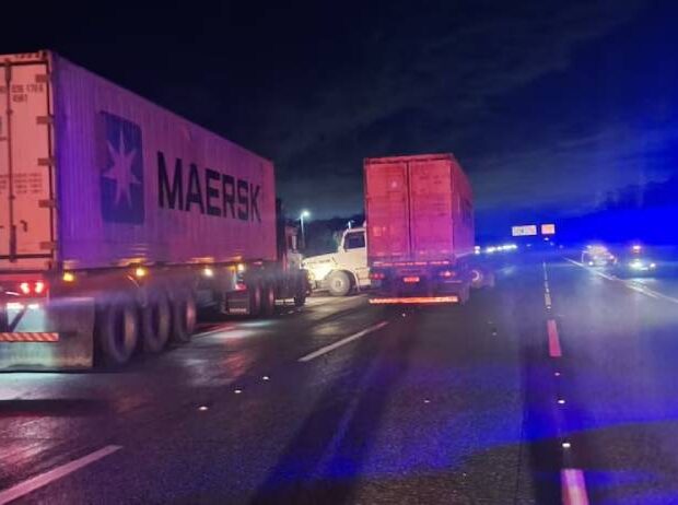 pms são atropelados em acostamento da imigrantes