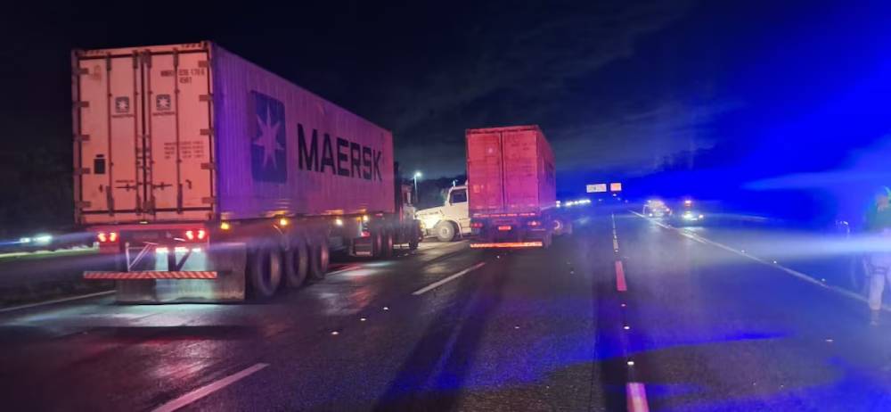 pms são atropelados em acostamento da imigrantes