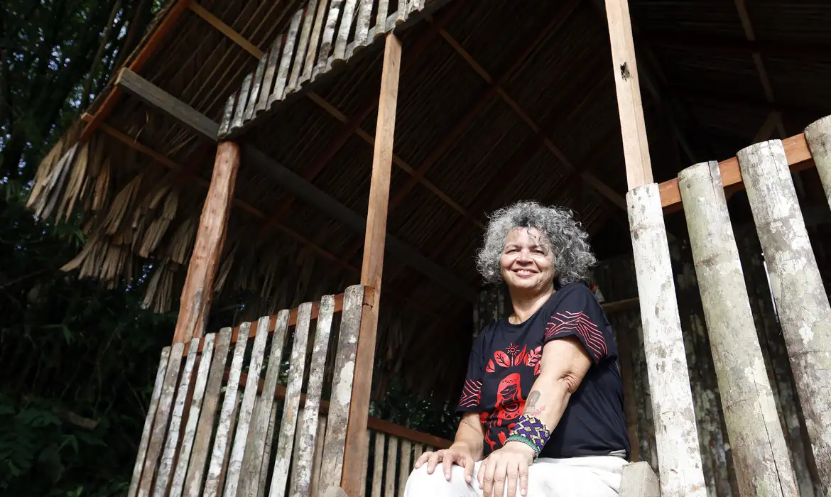 Ângela Maria Filha Chico Mendes