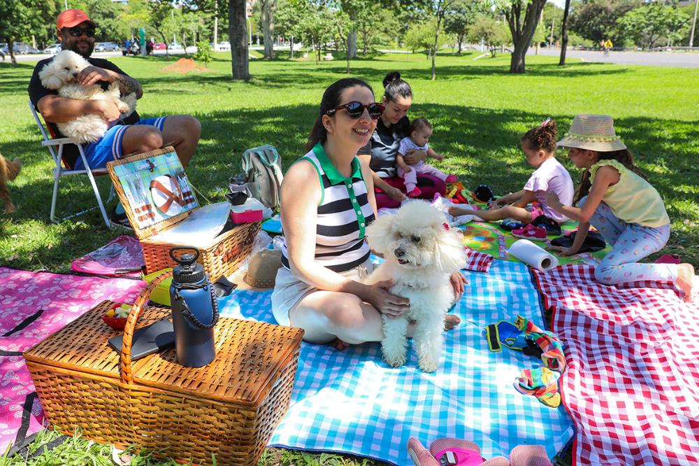 thyelle loriato com sua familia