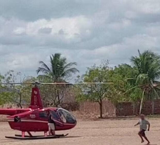 passageiros de helicóptero são assaltados