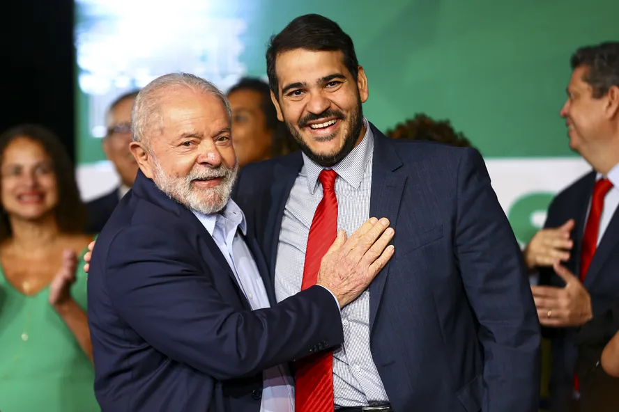 101584271 o presidente eleito luiz inacio lula da silva e o futuro ministro da advocacia geral da un