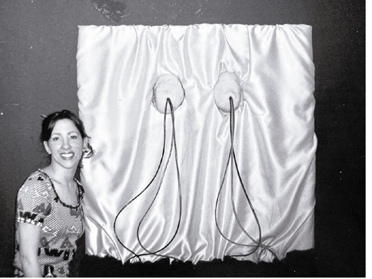 seios de frida de myrtes macdowell