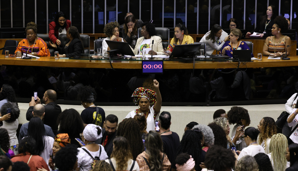 congresso homenageia marcha das mulheres negras.