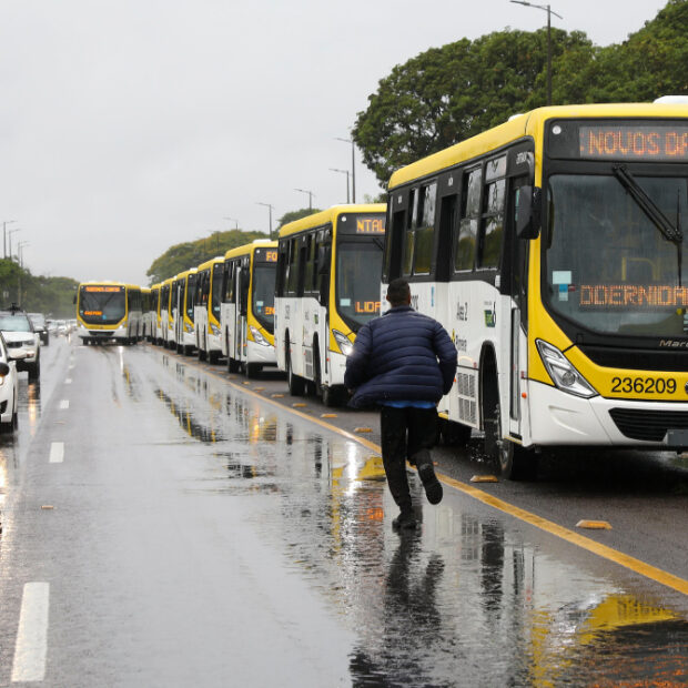 com 90 novos ônibus entregues, gdf amplia frota do transporte público (1)