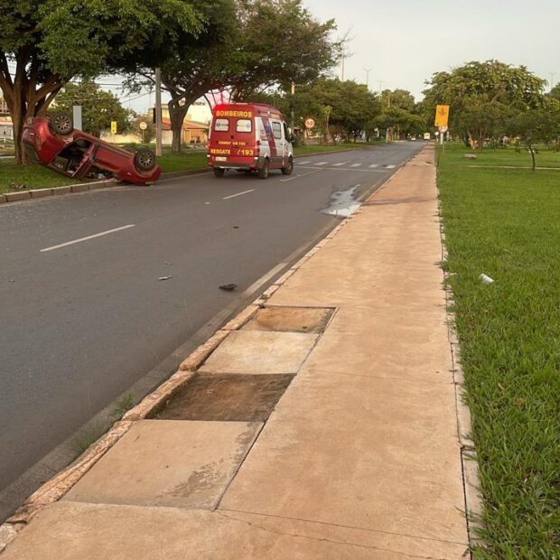 1f2ca2d4 3c44 4926 a486 a38bd2320733