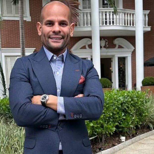 médico alvo da pf contra falsificação de mounjaro tem mais de 700 mil seguidores nas redes sociais