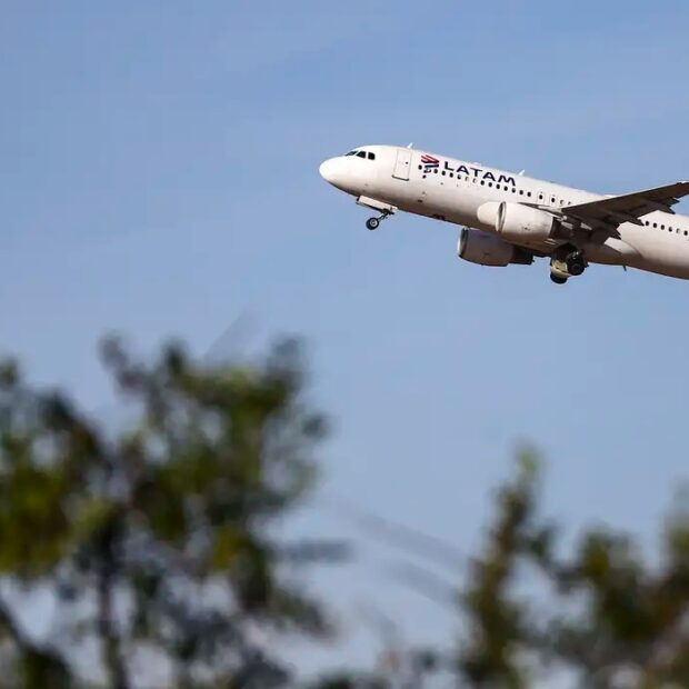 avioes aeroporto mcamgo abr 290720221818 11